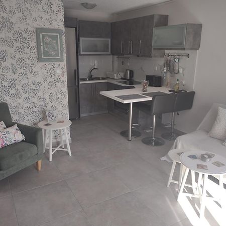 Irida Holiday Apartments Stoúpa Extérieur photo